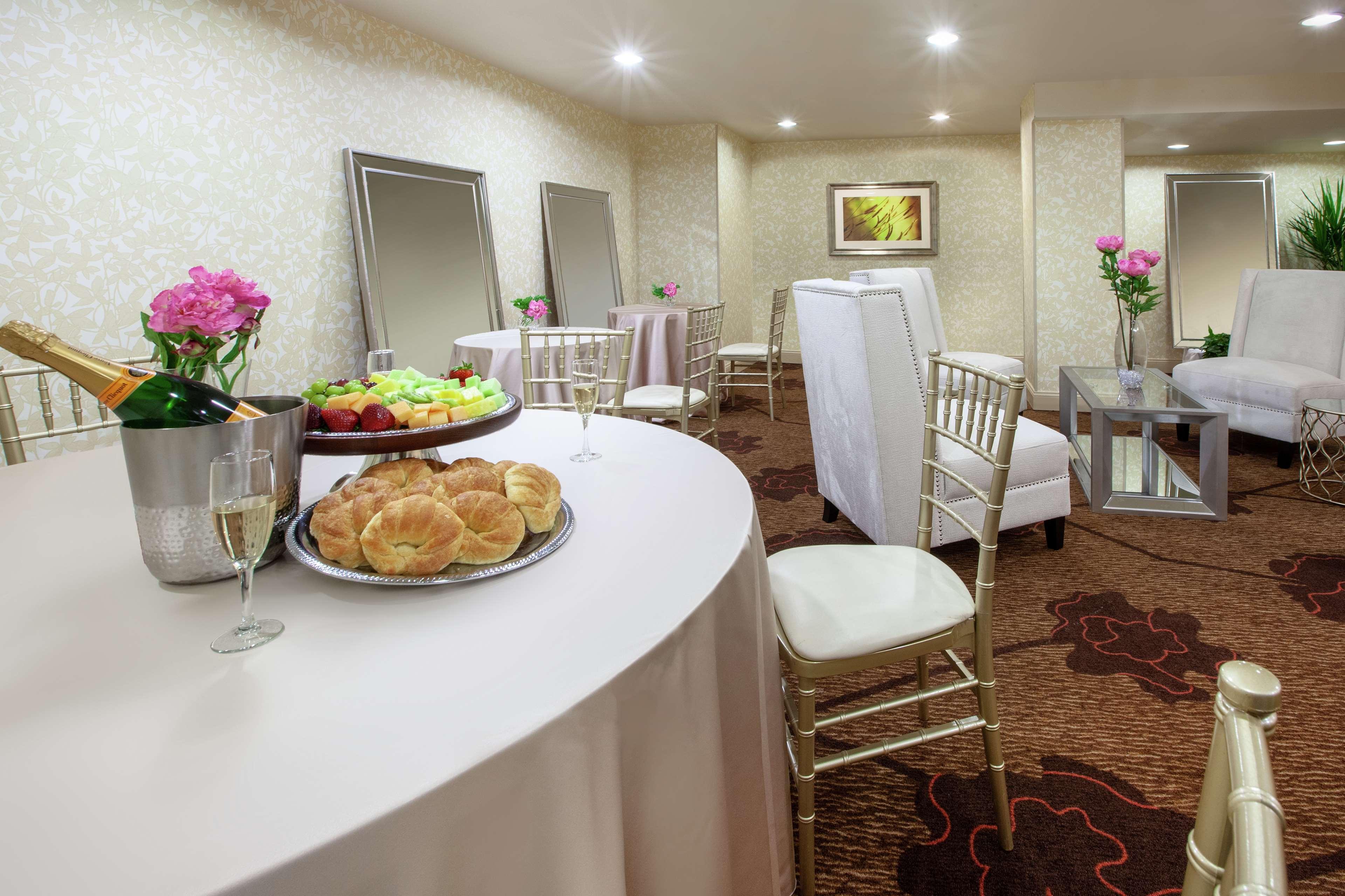 Hilton Garden Inn Pittsburgh University Place Ngoại thất bức ảnh