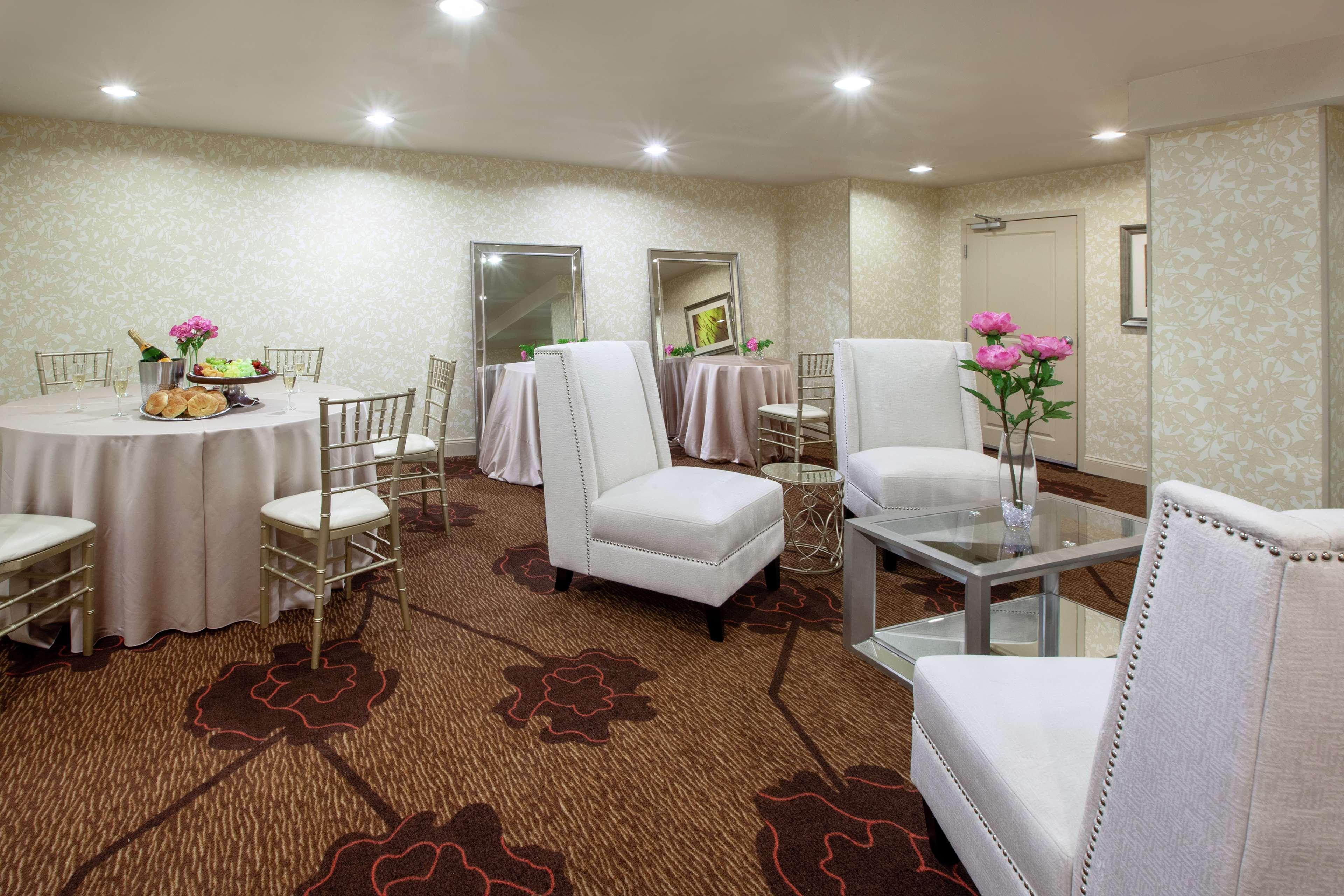 Hilton Garden Inn Pittsburgh University Place Ngoại thất bức ảnh