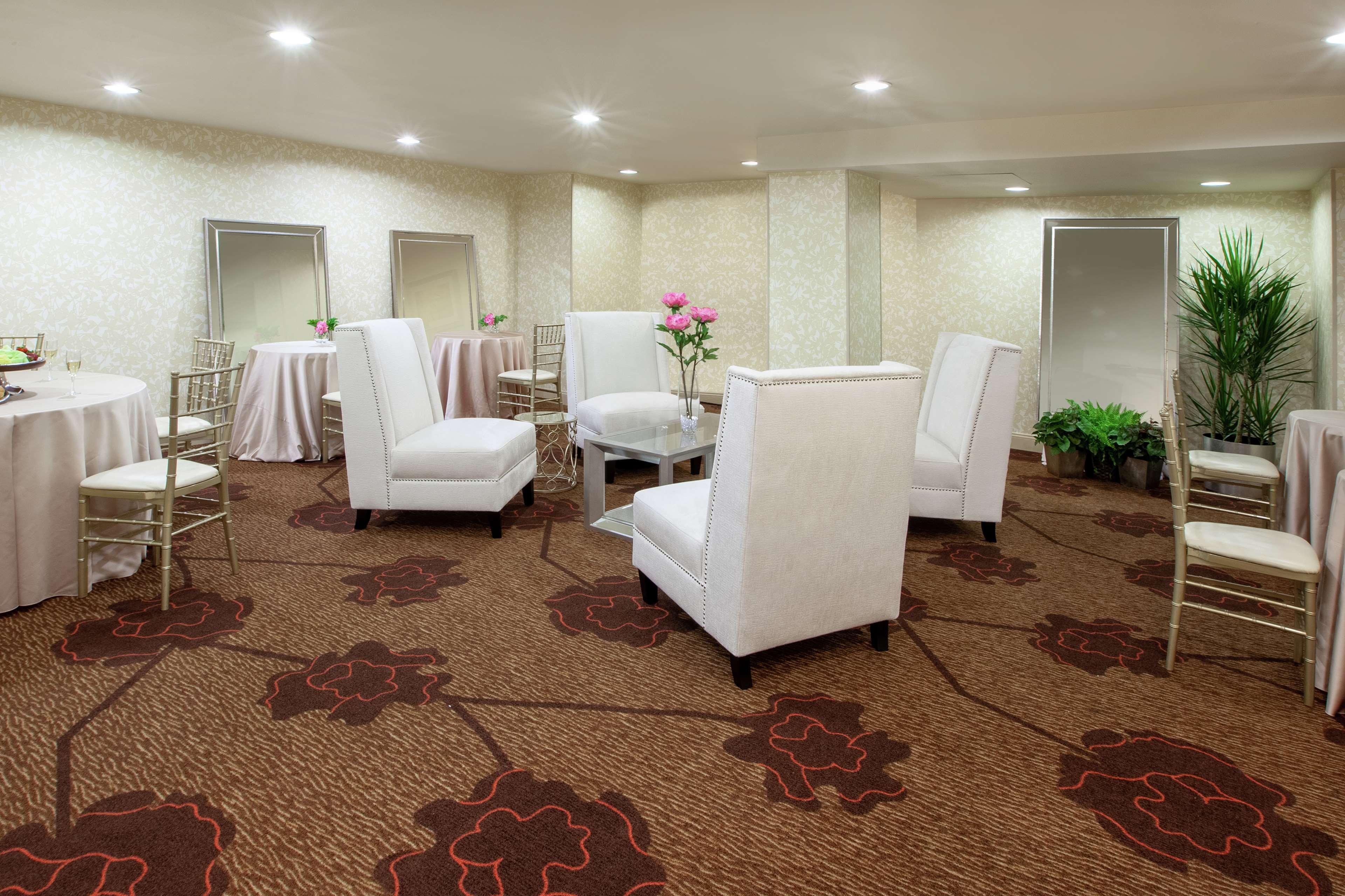 Hilton Garden Inn Pittsburgh University Place Ngoại thất bức ảnh