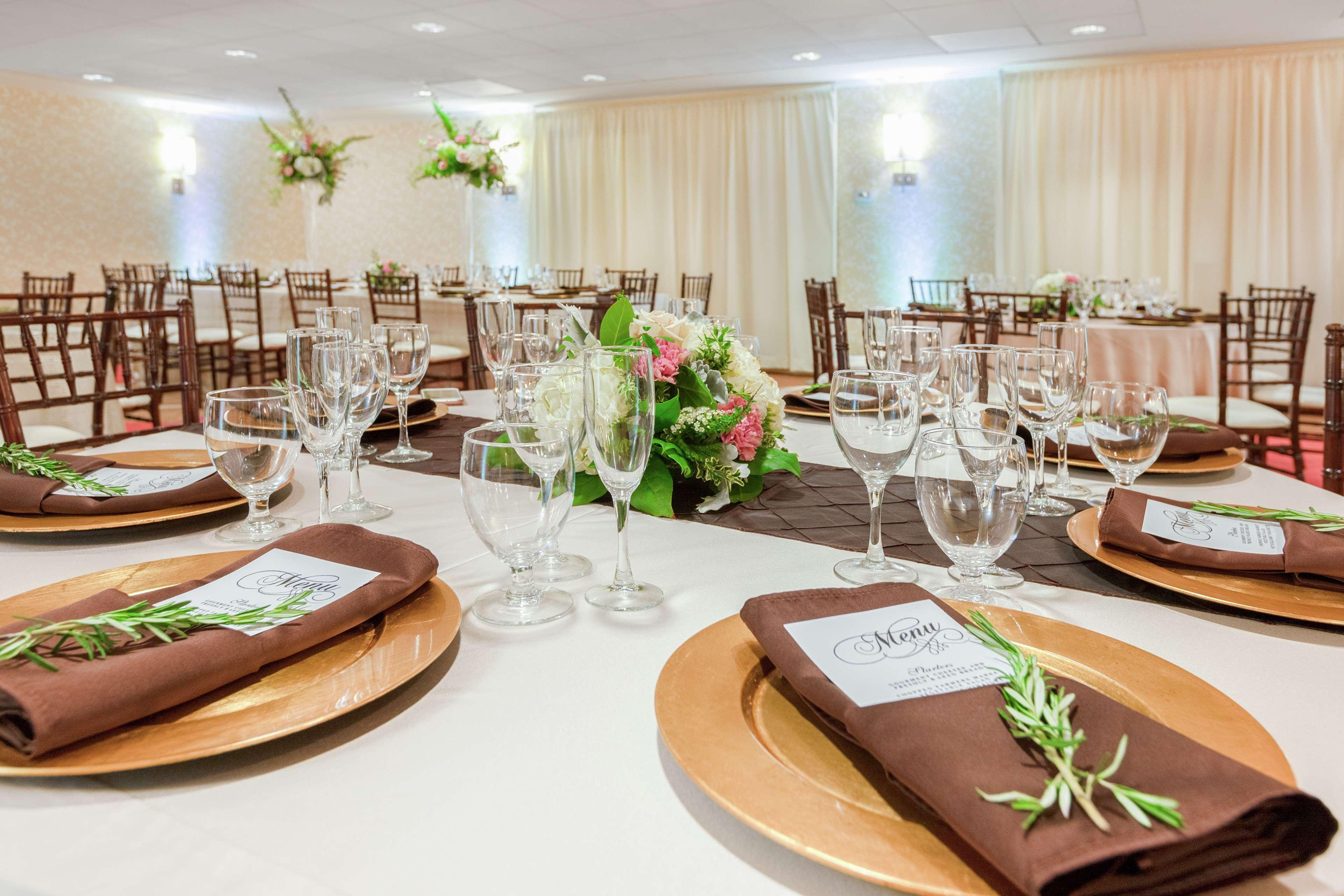Hilton Garden Inn Pittsburgh University Place Ngoại thất bức ảnh