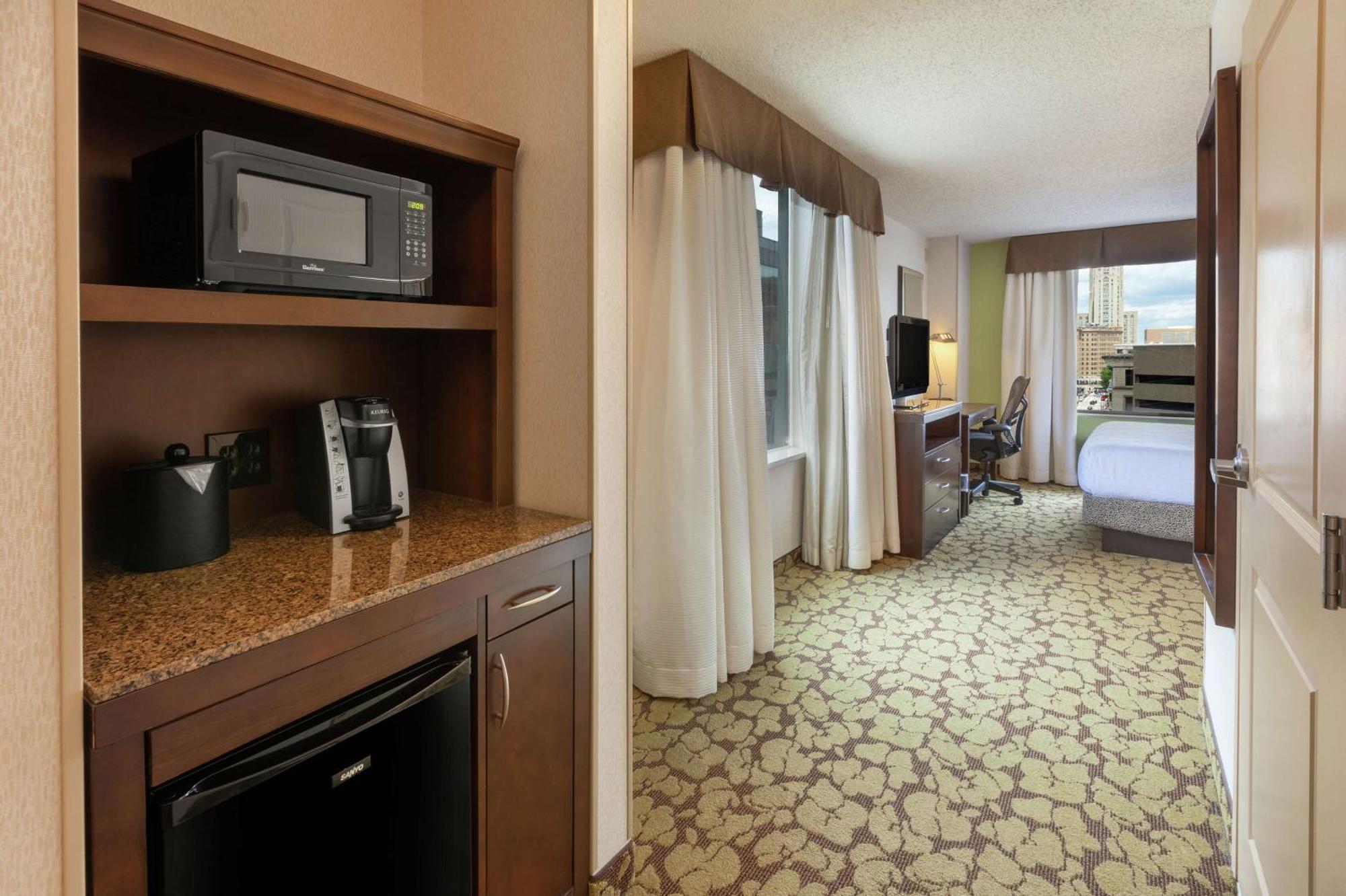 Hilton Garden Inn Pittsburgh University Place Ngoại thất bức ảnh